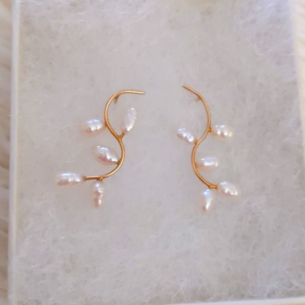 14k Gold and Pearl Earrings